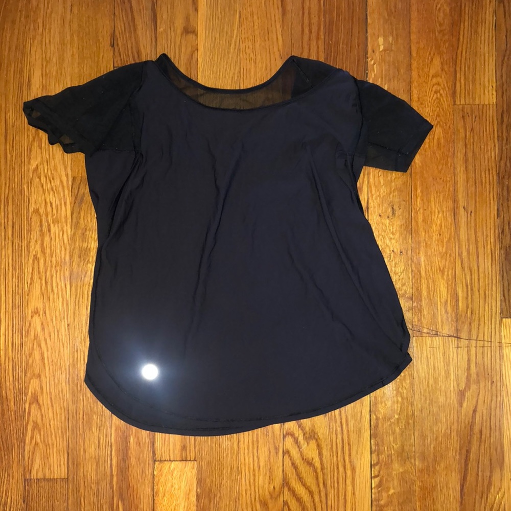 Lululemon top